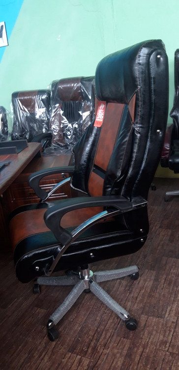 خرید آنلاین صندلی اداری