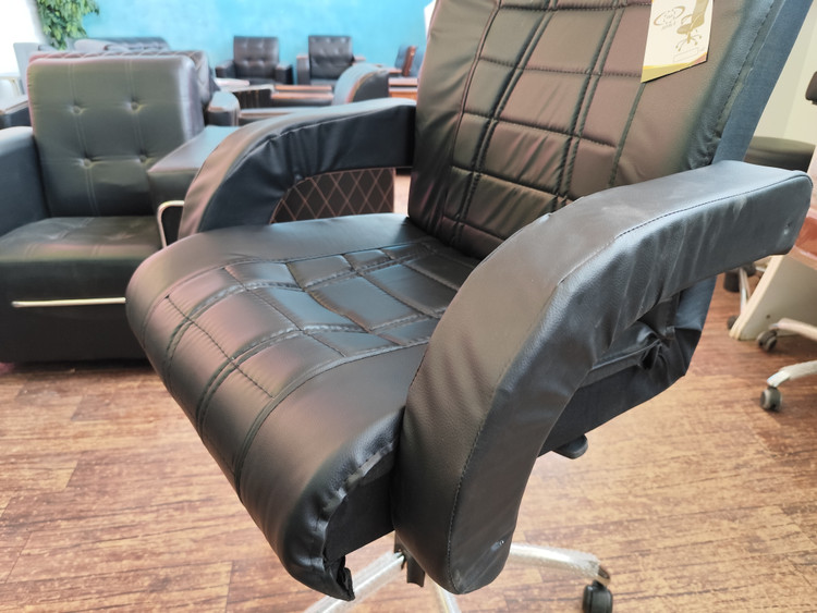 صندلی گردان طرحدار