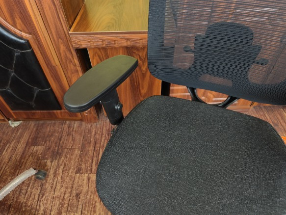 خرید حضوری صندلی در مشهد